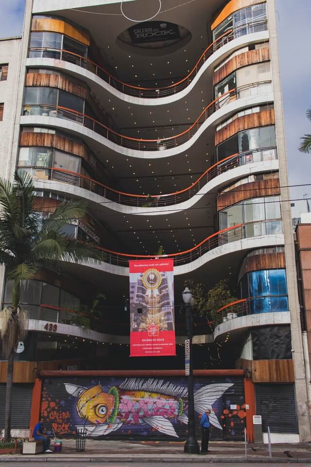 Galeria do Rock no centro de São Paulo, fachada do local, um dos centro de comércio mais famosos da cidade