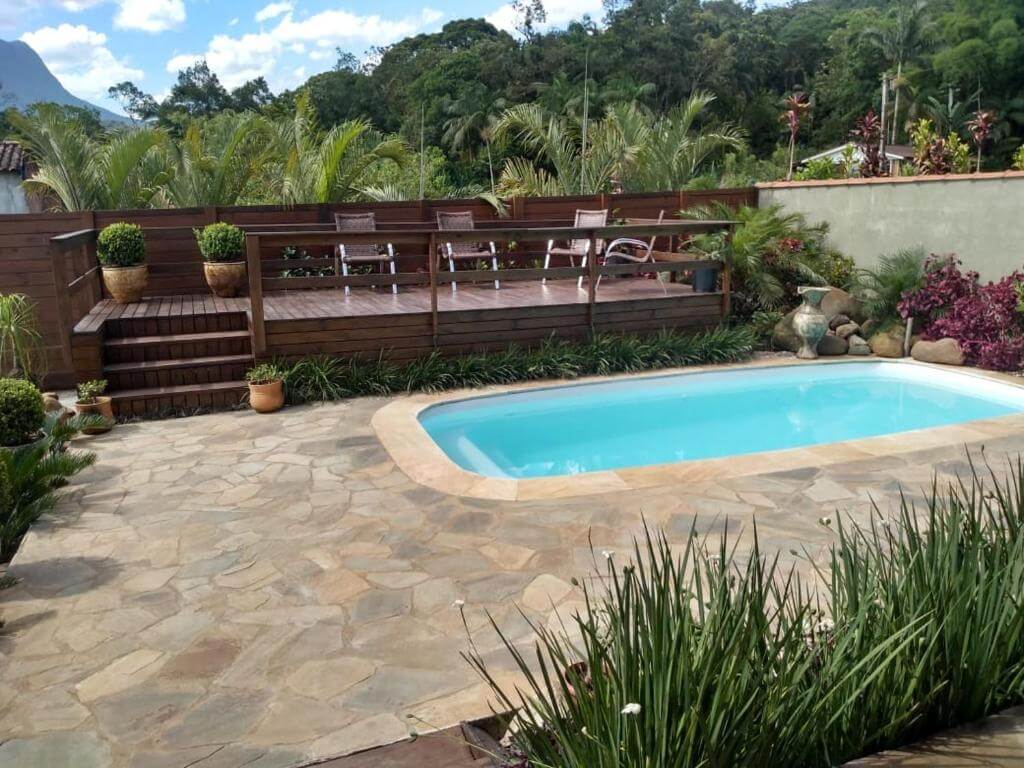 Piscina da Casa de Campo Morretes no Paraná