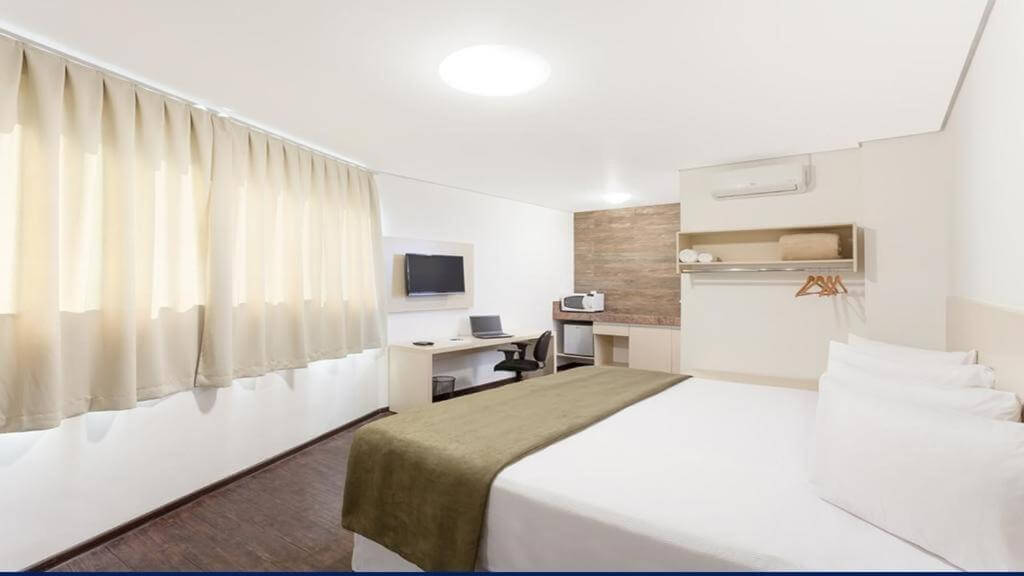 Quarto do Front Hotel Expominas, em Belo Horizonte em Minas Gerais - MG