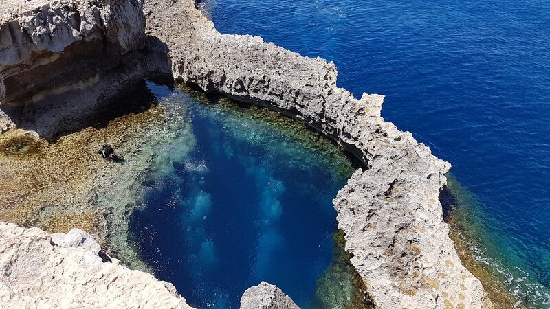 blue hole ilha de gozo malta