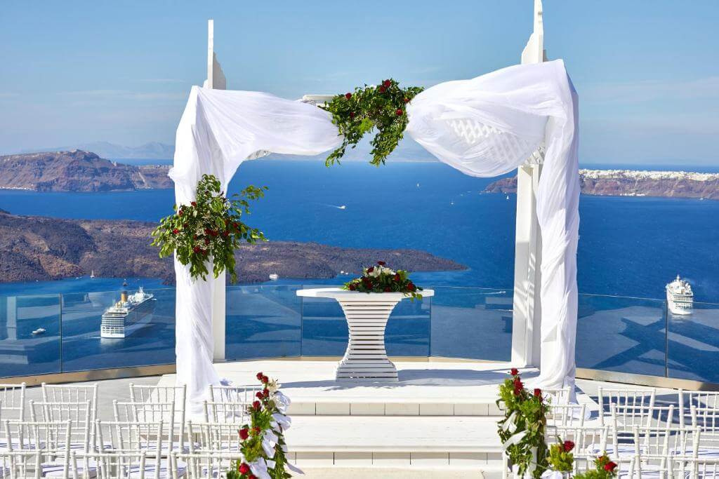 suites of the gods cave spa hotel santorini altar casamento