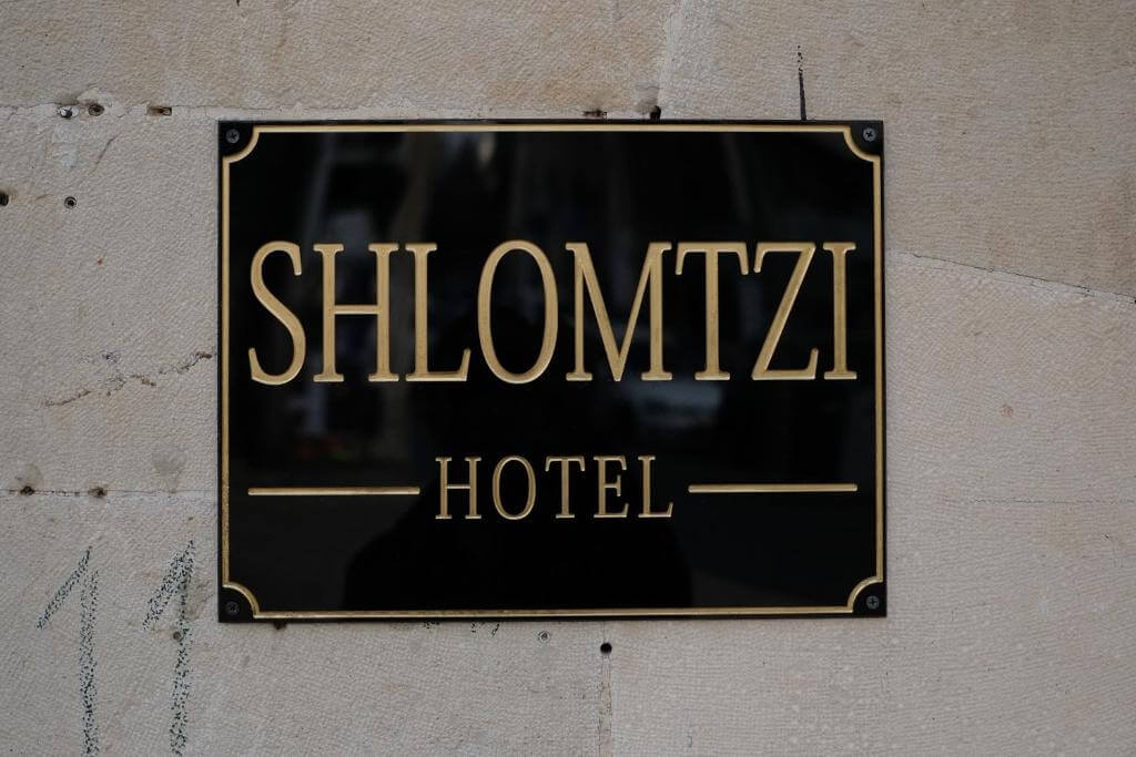 shlomtzi hotel jerusalem entrada