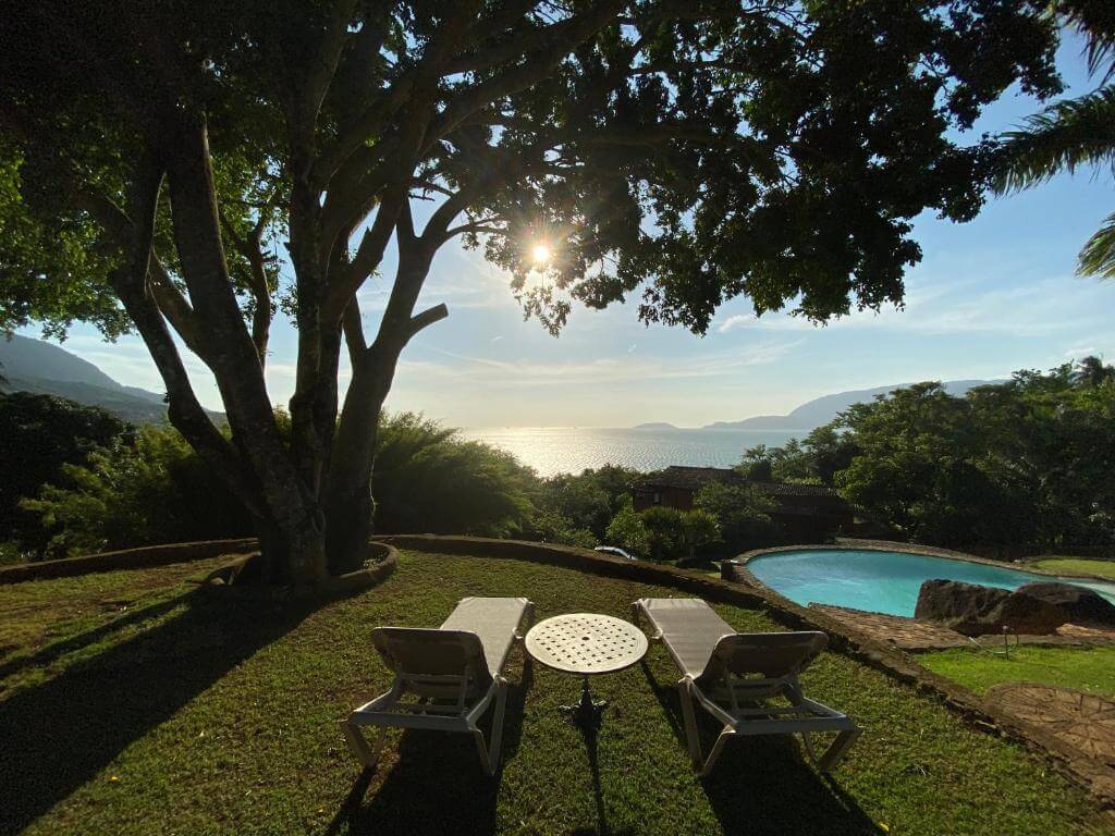 villa galiileu ilhabela piscina