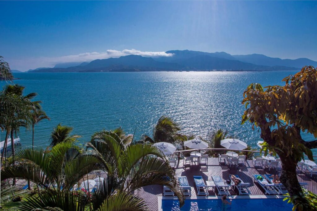 Vista panorâmica do mar, em Ilhabela