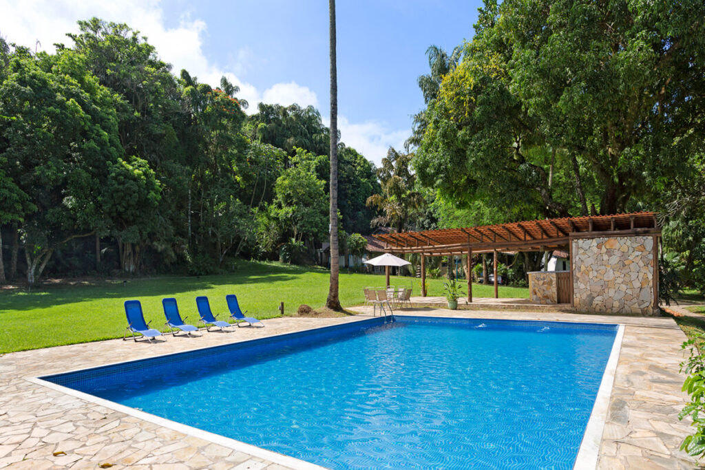 Piscina ao ar livre em hotéis boutique ilhabela