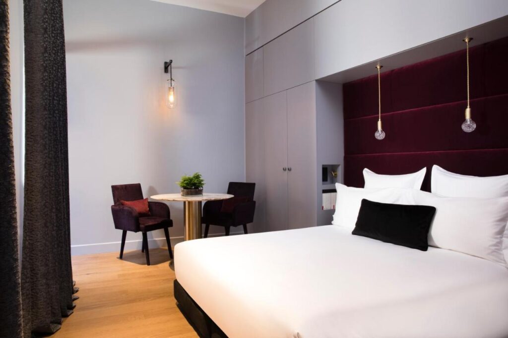 Hotéis com quarto amplo em Bordeaux - Viajando com Livia