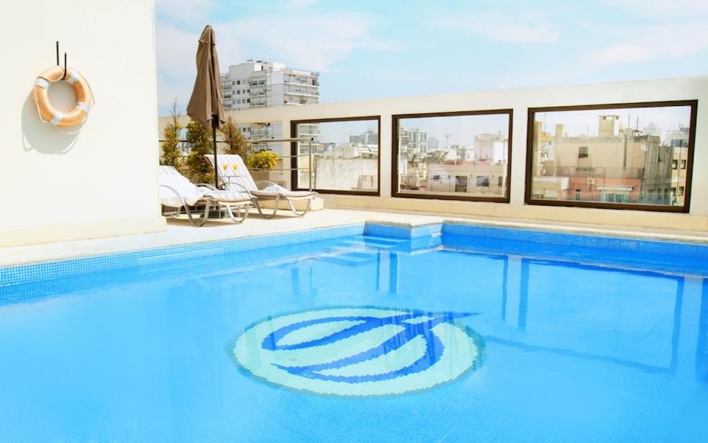 Hotel com piscina na cobertura em Buenos Aires - Viajando com Livia