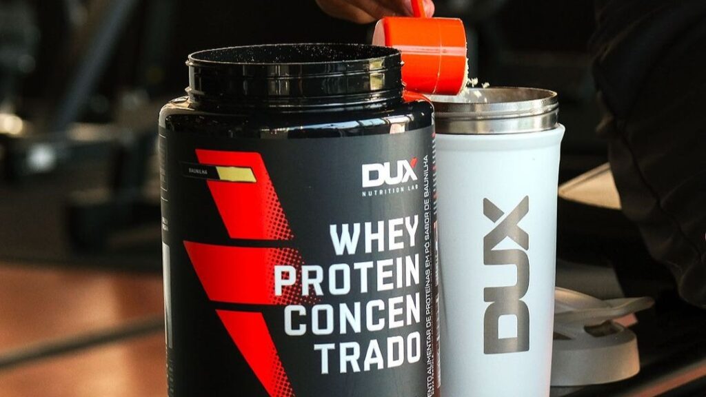 Dux Nutrition whey - Viajando com Lívia