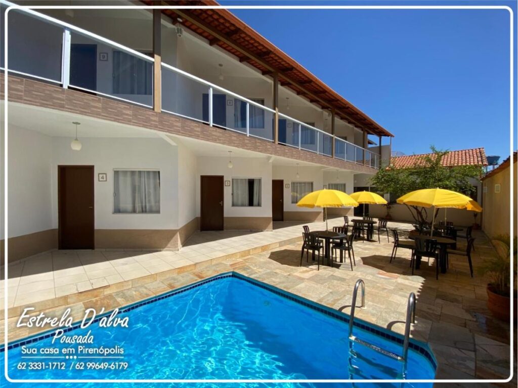 Hospedagem pet friendly em Pirenópolis com piscina e café da manhã farto
