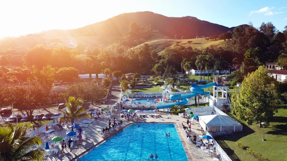 Resort com recreação completa para as crianças, como melhores destinos para viajar com os filhos