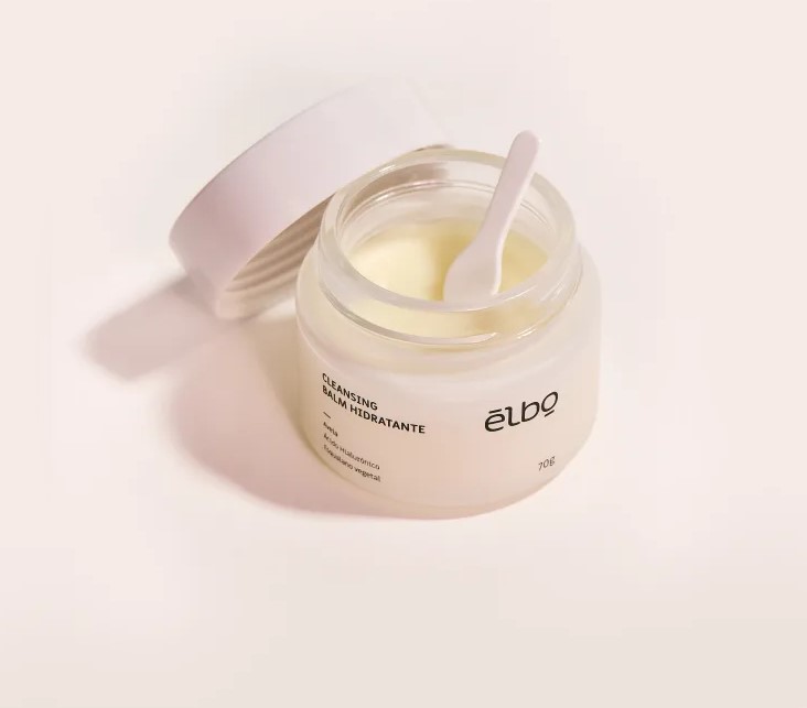 Bálsamo de limpeza facial com efeito hidratante. Elbo Cleansing Balm proporciona uma pele limpa, sedosa e macia.