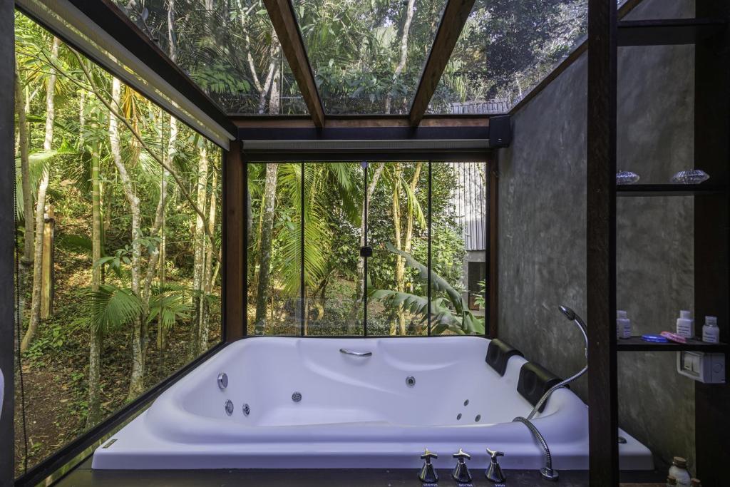 Cabana com hidromassagem para casal em Itajaí