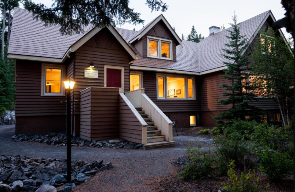 Melhores hot&eacute;is em Banff no Canad&aacute; com conforto