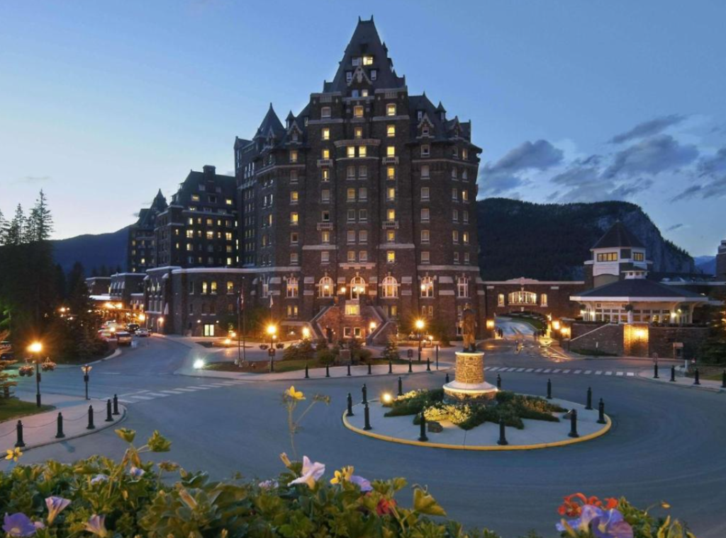 Hot&eacute;is em Banff no Canad&aacute; - melhores hospedagens de luxo