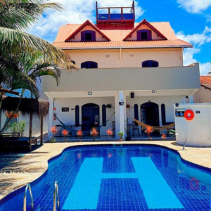 Hostel pet friendly em Itanha&eacute;m