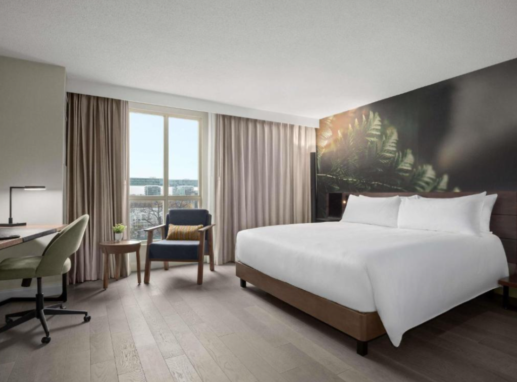 Excelente hotel para quem deseja praticidade durante uma viagem para conhecer Toronto.